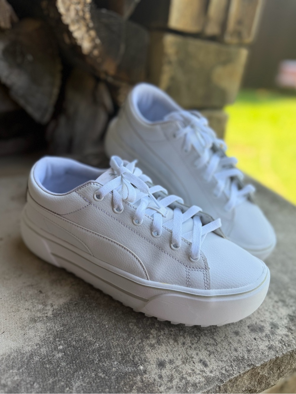 Puma Kaia Platform Women’s White Sneakers Sz-9.  M